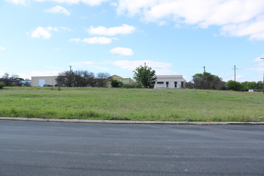 5835 Rocky Pt, San Antonio, TX à louer - Autre – Image 2 sur 5