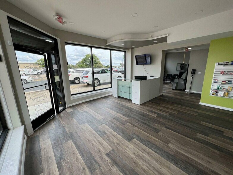 2600-2602 Cottman Ave, Philadelphia, PA à louer - Photo intérieure – Image 2 sur 10