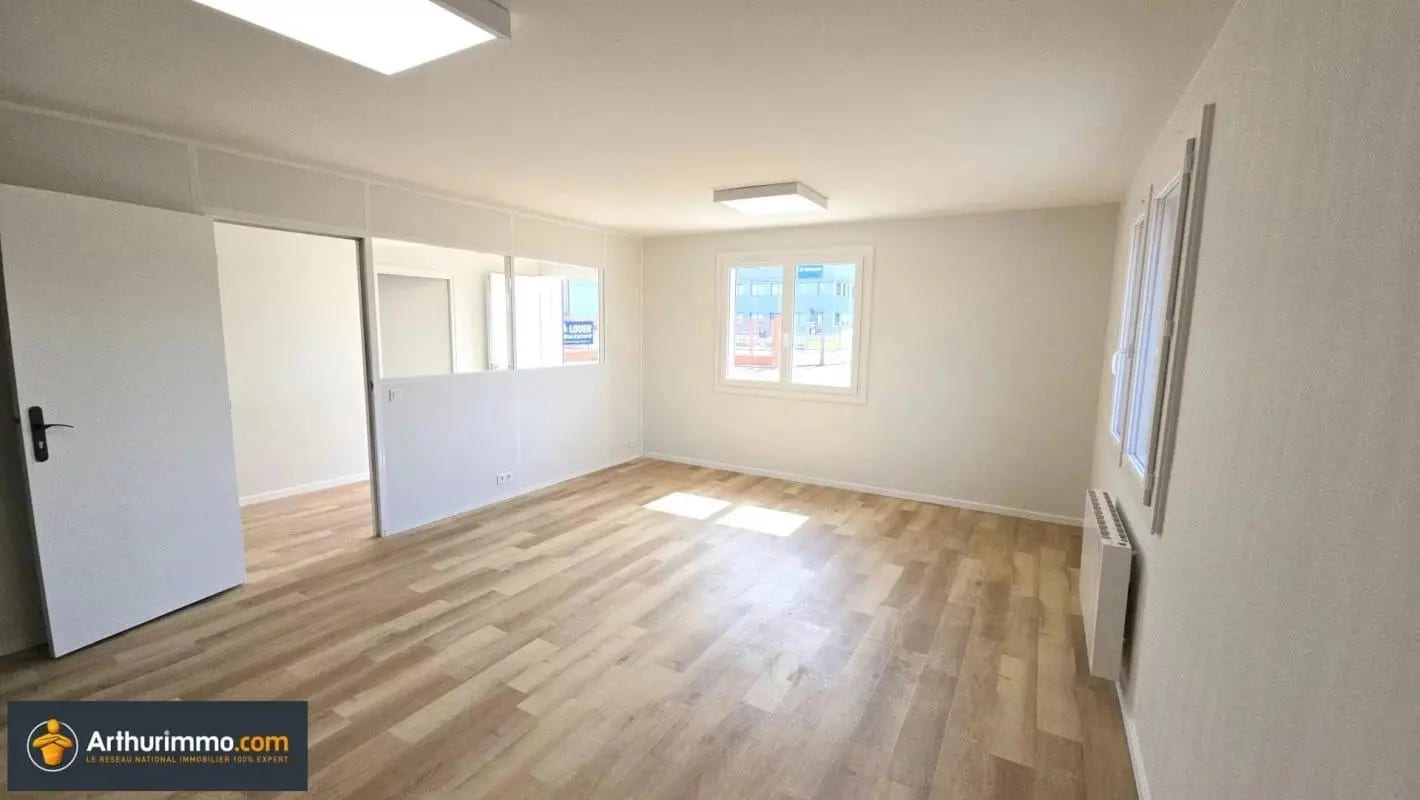 26 Bis Avenue De Chantereine, Bourgoin-Jallieu à louer Photo intérieure– Image 1 sur 18