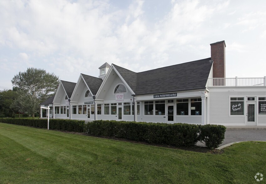 241 County Road 39A, Southampton, NY à vendre - Photo principale – Image 1 sur 6