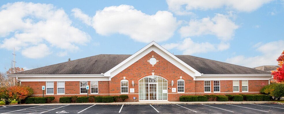 137 Commerce Park Dr, Westerville, OH à vendre - Photo de l’immeuble – Image 1 sur 6