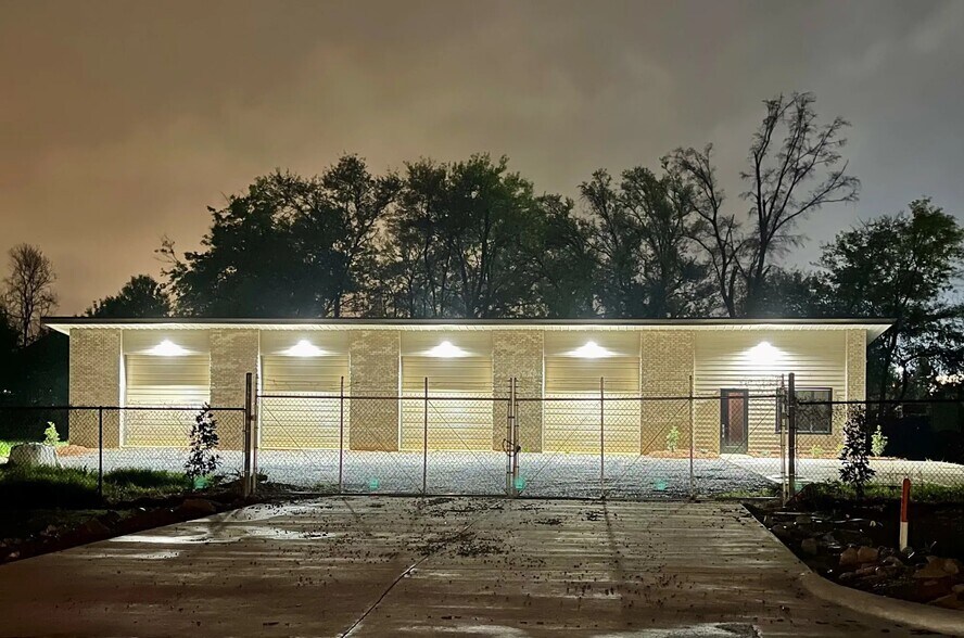 238 Commercial Pky, Canton, MS à louer - Photo de l’immeuble – Image 3 sur 20