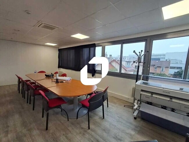 Plus de détails pour 80 Bis Rue Pierre Sémard, Châtillon - Bureau à louer