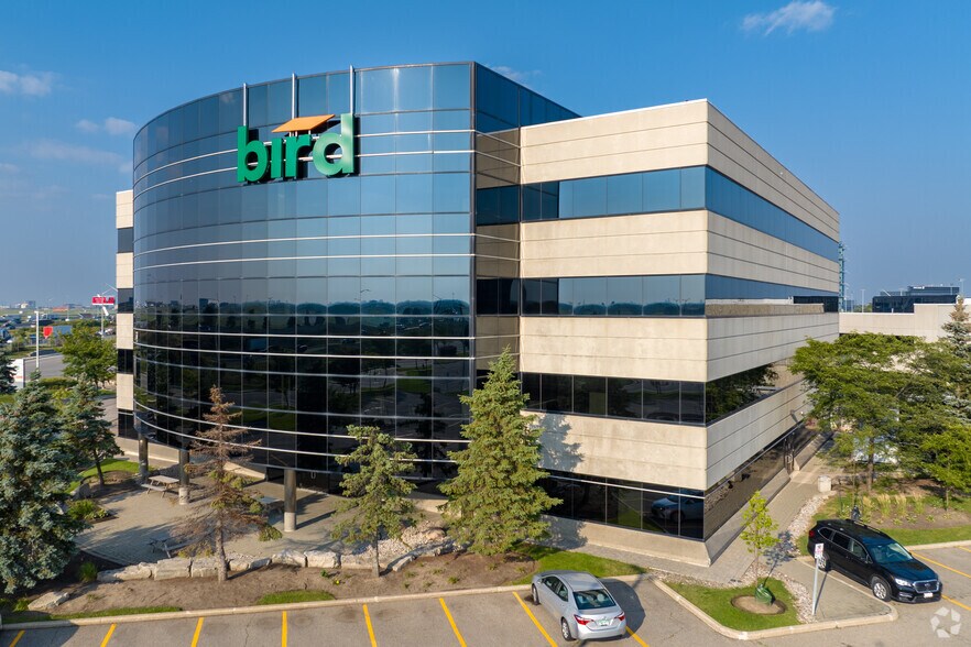 5700 Explorer Dr, Mississauga, ON à louer - Photo de l’immeuble – Image 2 sur 2