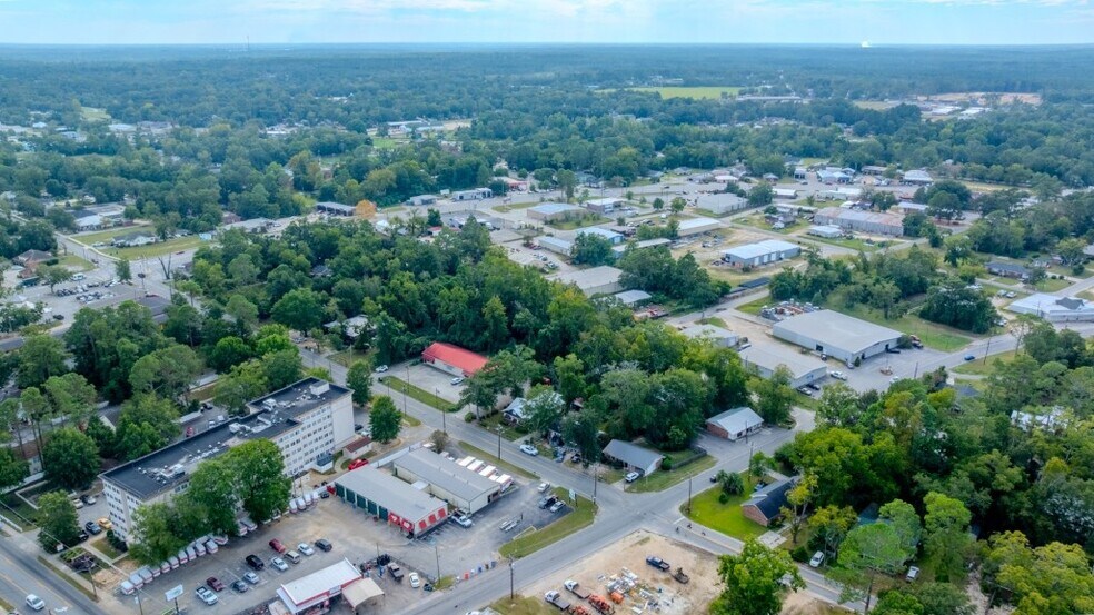 244 N College St, Statesboro, GA à vendre - Photo de l’immeuble – Image 3 sur 28
