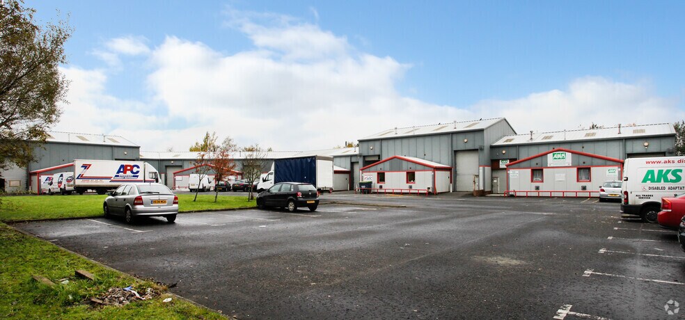 239 Blairtummock Rd, Glasgow à louer - Photo principale – Image 2 sur 6