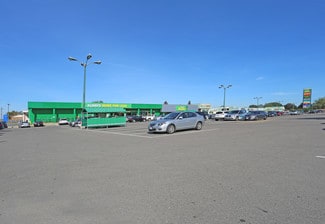 Plus de détails pour 580-640 Mohawk Rd W, Hamilton, ON - Local commercial à louer