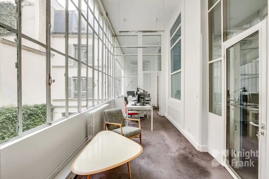 75 Rue Des Saints-Pères, Paris à louer - Photo de l’immeuble – Image 2 sur 7