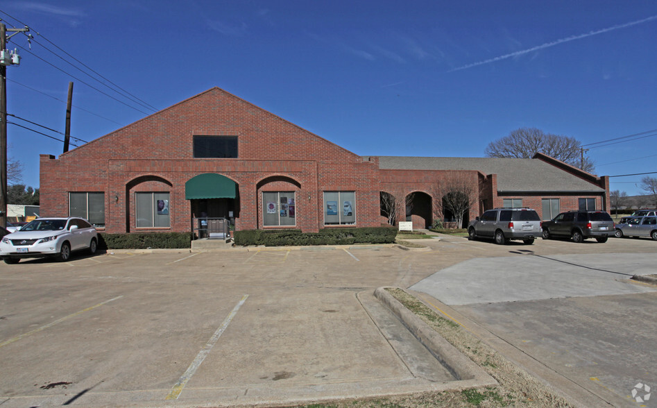 4412 Matlock Rd, Arlington, TX à louer - Photo de l’immeuble – Image 2 sur 3