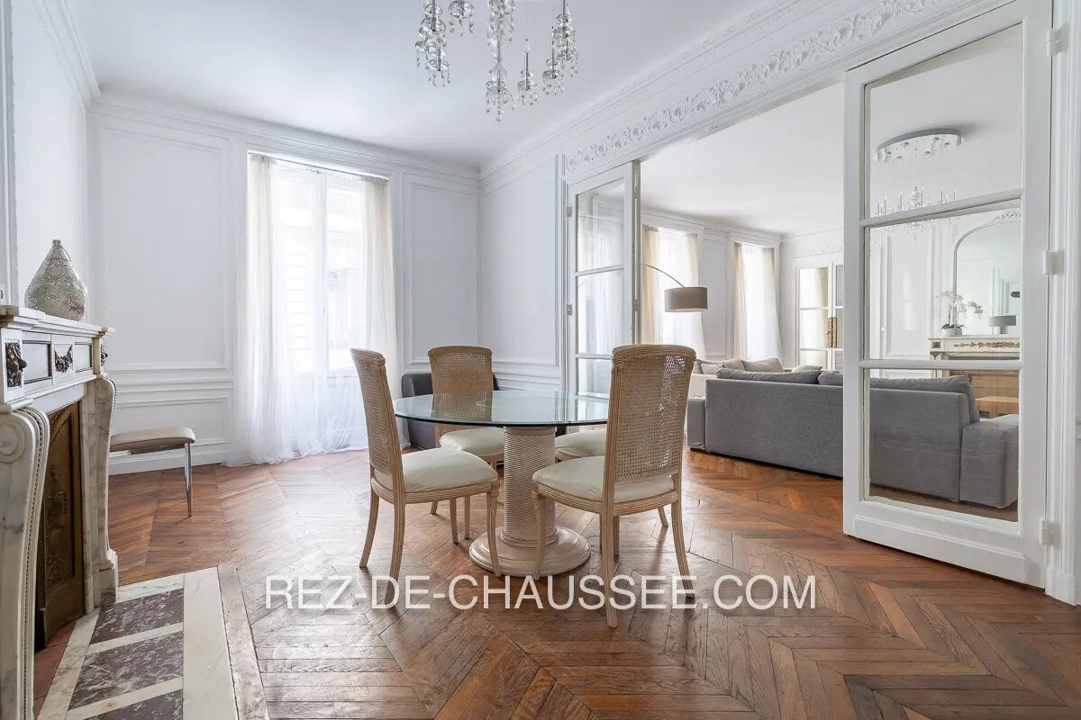 Bureau dans Paris à vendre Photo de l’immeuble– Image 1 sur 12