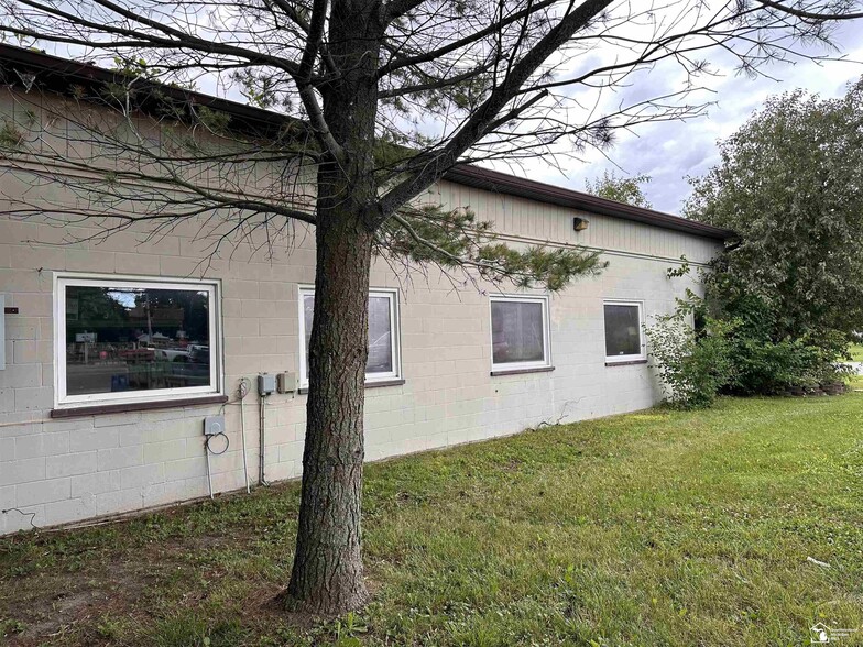 420-440 Carey St, Deerfield, MI à vendre - Photo de l’immeuble – Image 3 sur 20