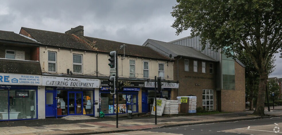 Romford Rd, Londres à vendre - Photo de l’immeuble – Image 2 sur 3