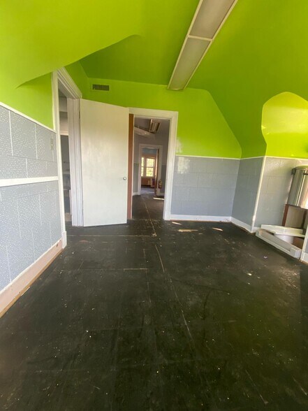 6901 York Rd, Baltimore, MD à louer - Photo de l’immeuble – Image 2 sur 13