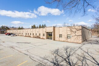 Plus de détails pour 200-240 Vista Park Dr, Pittsburgh, PA - Local d'activités à louer