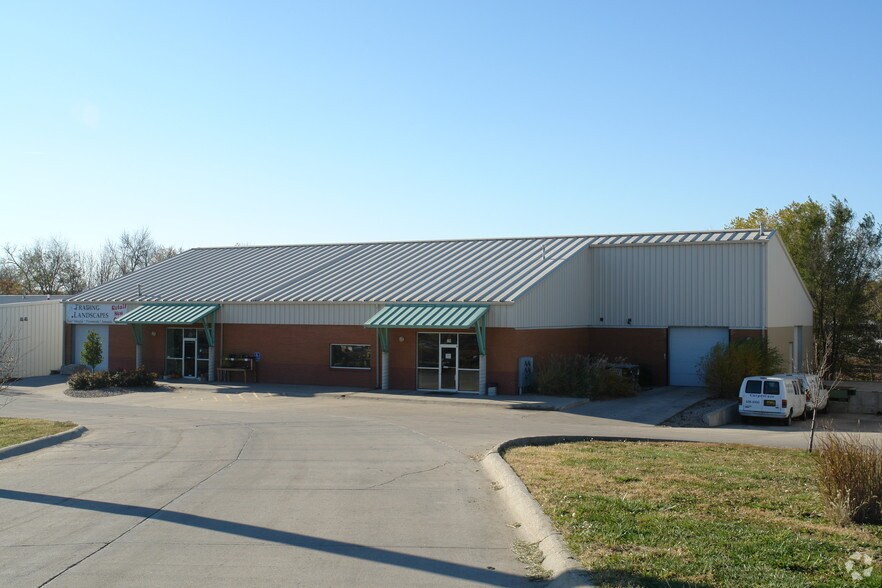 601 Van Dorn St, Lincoln, NE à louer - Photo principale – Image 1 sur 9