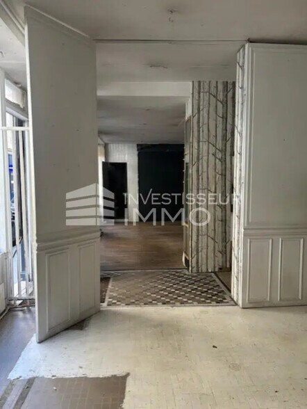 Local commercial dans Paris à louer - Photo de l’immeuble – Image 2 sur 8