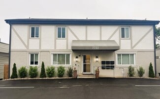 Plus de détails pour 7733 Beechmont Ave, Cincinnati, OH - Bureau/Médical à louer