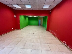 Local commercial dans L'Hospitalet de Llobregat, Barcelona à louer Photo intérieure– Image 2 sur 9