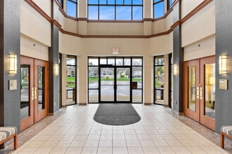 7501 Paragon Rd, Dayton, OH à louer Photo intérieure– Image 1 sur 22