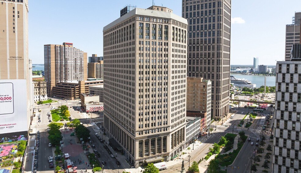 660 Woodward Ave, Detroit, MI à louer - Photo de l’immeuble – Image 1 sur 9
