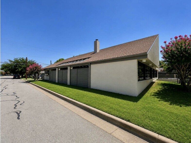 3132 W 5th St, Fort Worth, TX à louer - Photo de l’immeuble – Image 2 sur 20