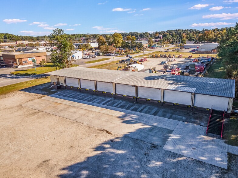 161 Center St, Jacksonville, NC à louer - Photo de l’immeuble – Image 2 sur 43