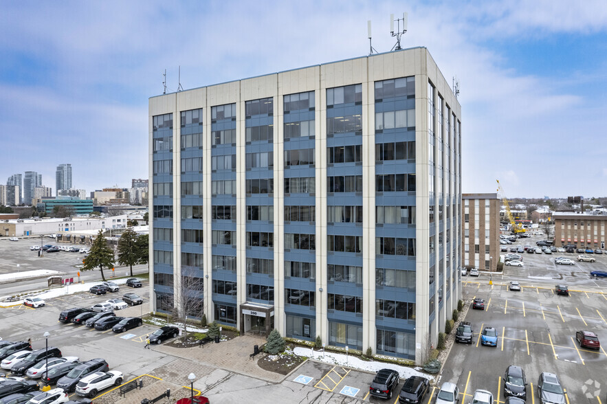 200 Consumers Rd, Toronto, ON à louer - Photo de l’immeuble – Image 1 sur 6