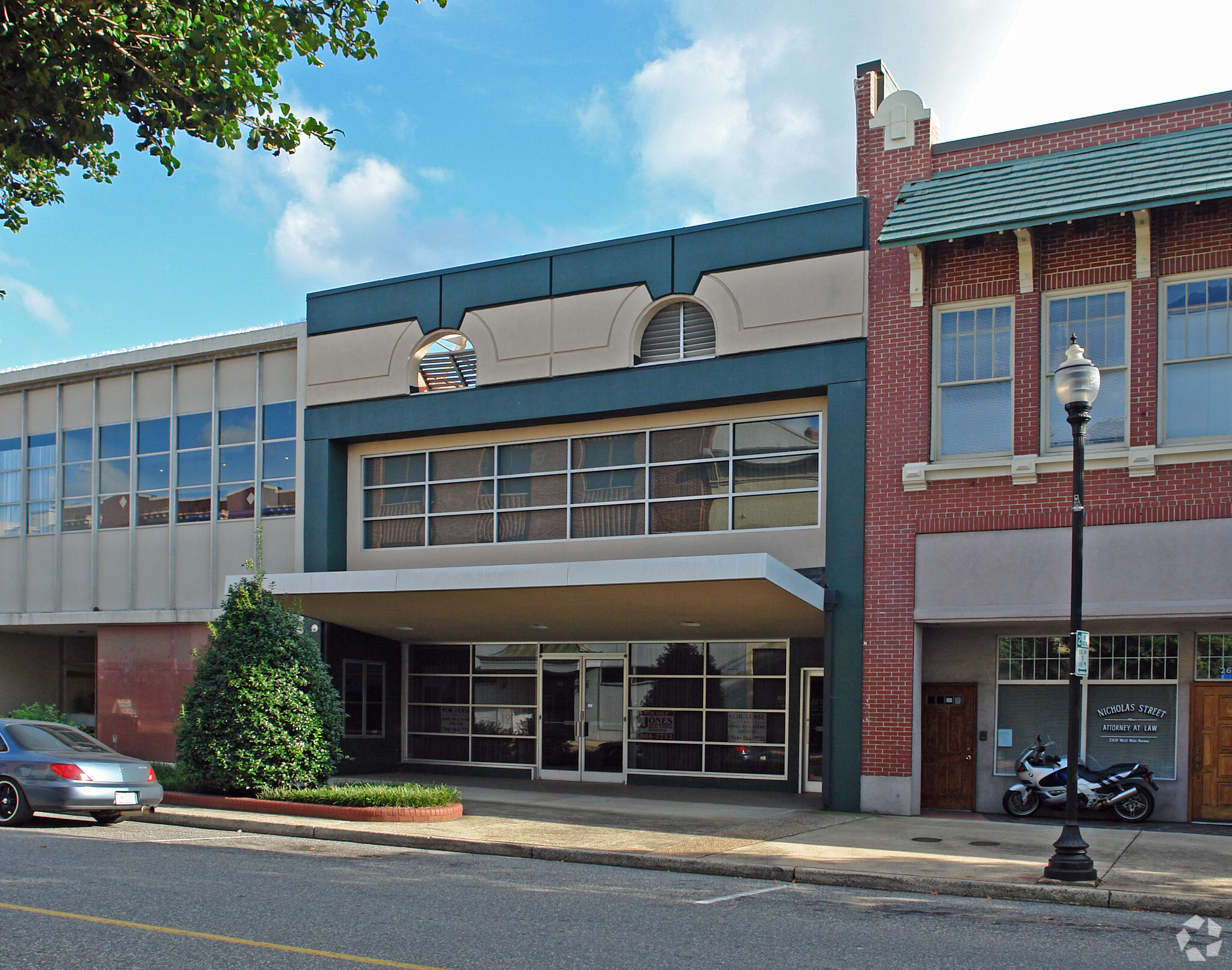 257-259 W Main Ave, Gastonia, NC à louer Photo principale– Image 1 sur 11