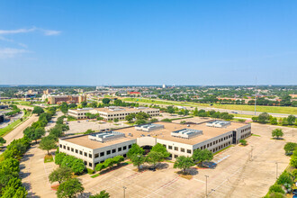 2208 Highway 121, Bedford, TX - VUE AÉRIENNE  vue de carte