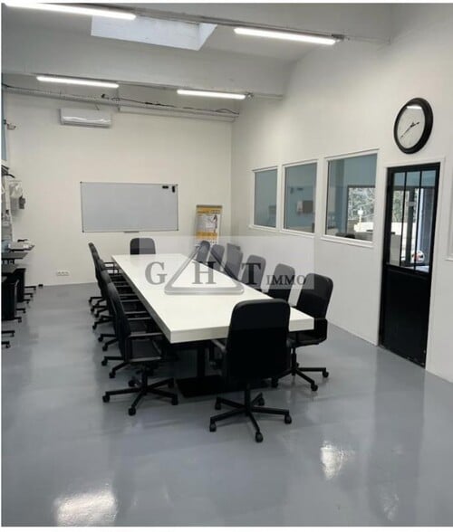 Bureau dans Épinay-sur-Seine à louer - Photo intérieure – Image 3 sur 3