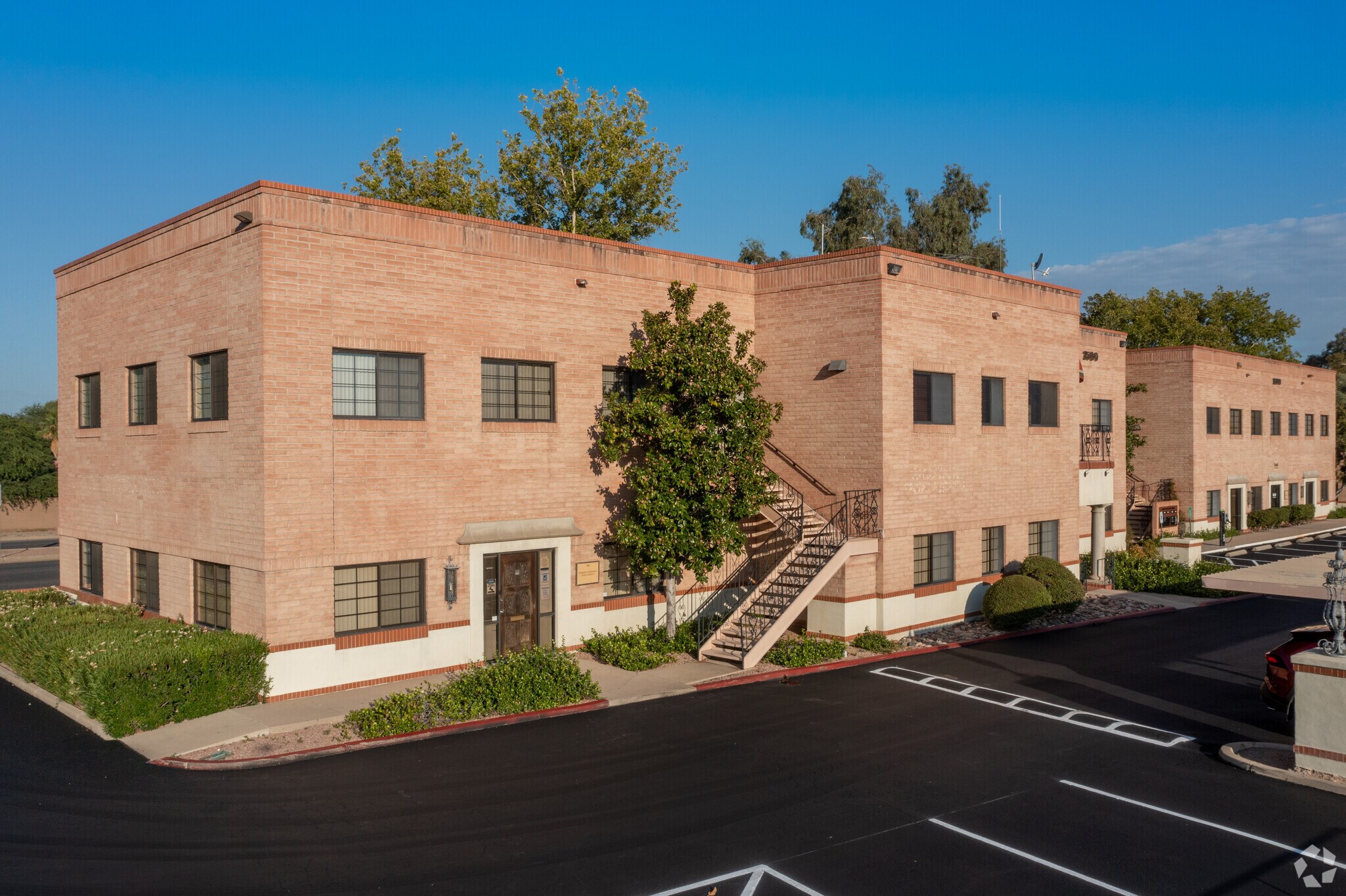 1580 N Kolb Rd, Tucson, AZ à vendre Photo principale– Image 1 sur 5