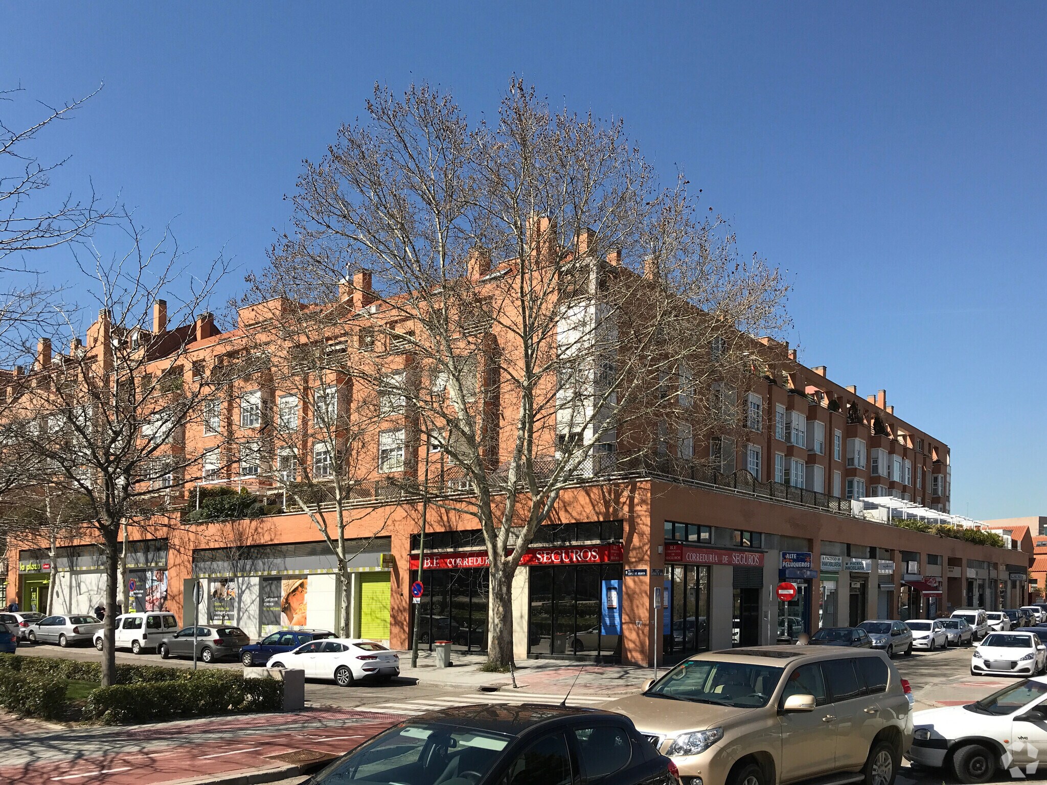 Calle de Alegría de Oria, 49, Madrid, Madrid à vendre Photo de l’immeuble– Image 1 sur 2