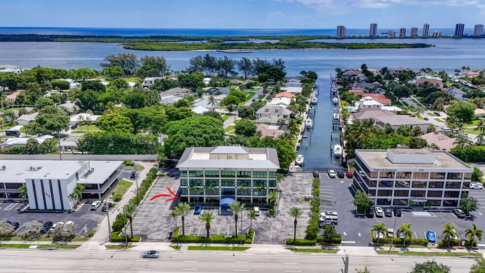 630 US Highway 1, North Palm Beach, FL à louer - Photo de l’immeuble – Image 2 sur 4