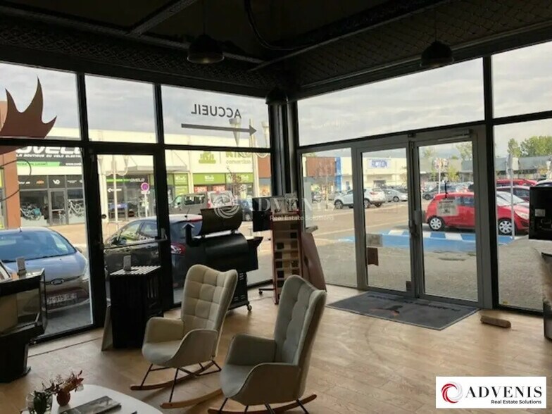 Local commercial dans Mérignac à louer - Photo de l’immeuble – Image 3 sur 7