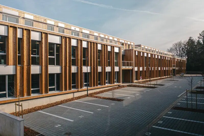 Bureau dans Saint-Jacques-de-la-Lande à louer - Photo de l’immeuble – Image 3 sur 3