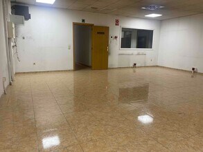 Industriel/Logistique dans Getafe, Madrid à louer Photo intérieure– Image 2 sur 7