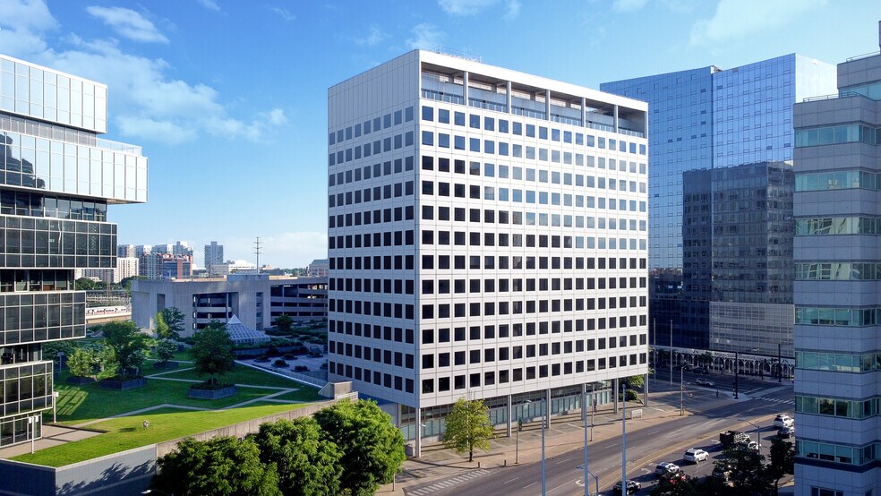 400 Atlantic St, Stamford, CT à louer - Photo de l’immeuble – Image 2 sur 7