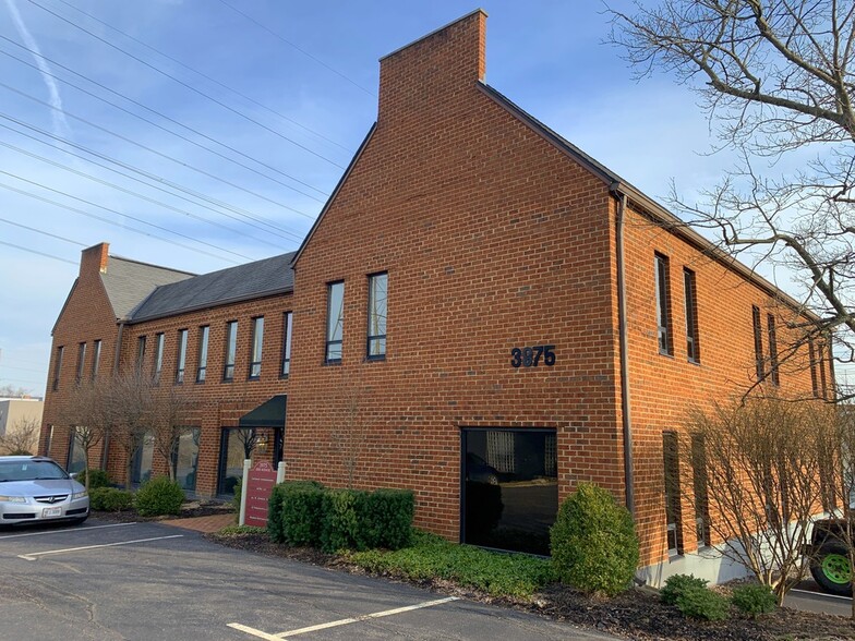 3975 Erie Ave, Cincinnati, OH à vendre - Photo principale – Image 1 sur 7