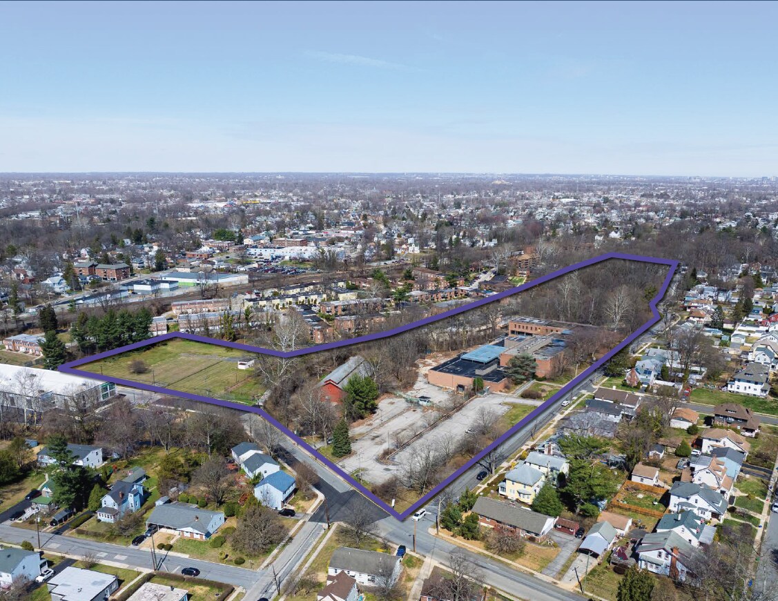 500 S Ridgeway Ave, Glenolden, PA à vendre Photo principale– Image 1 sur 8