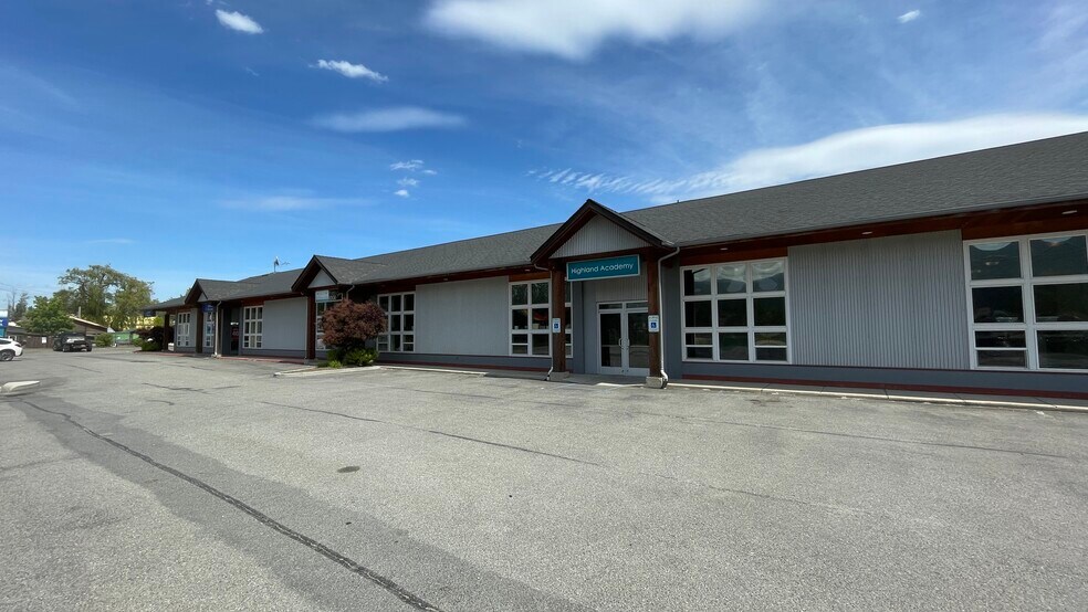 30736 Highway 200, Ponderay, ID à louer - Photo de l’immeuble – Image 2 sur 6