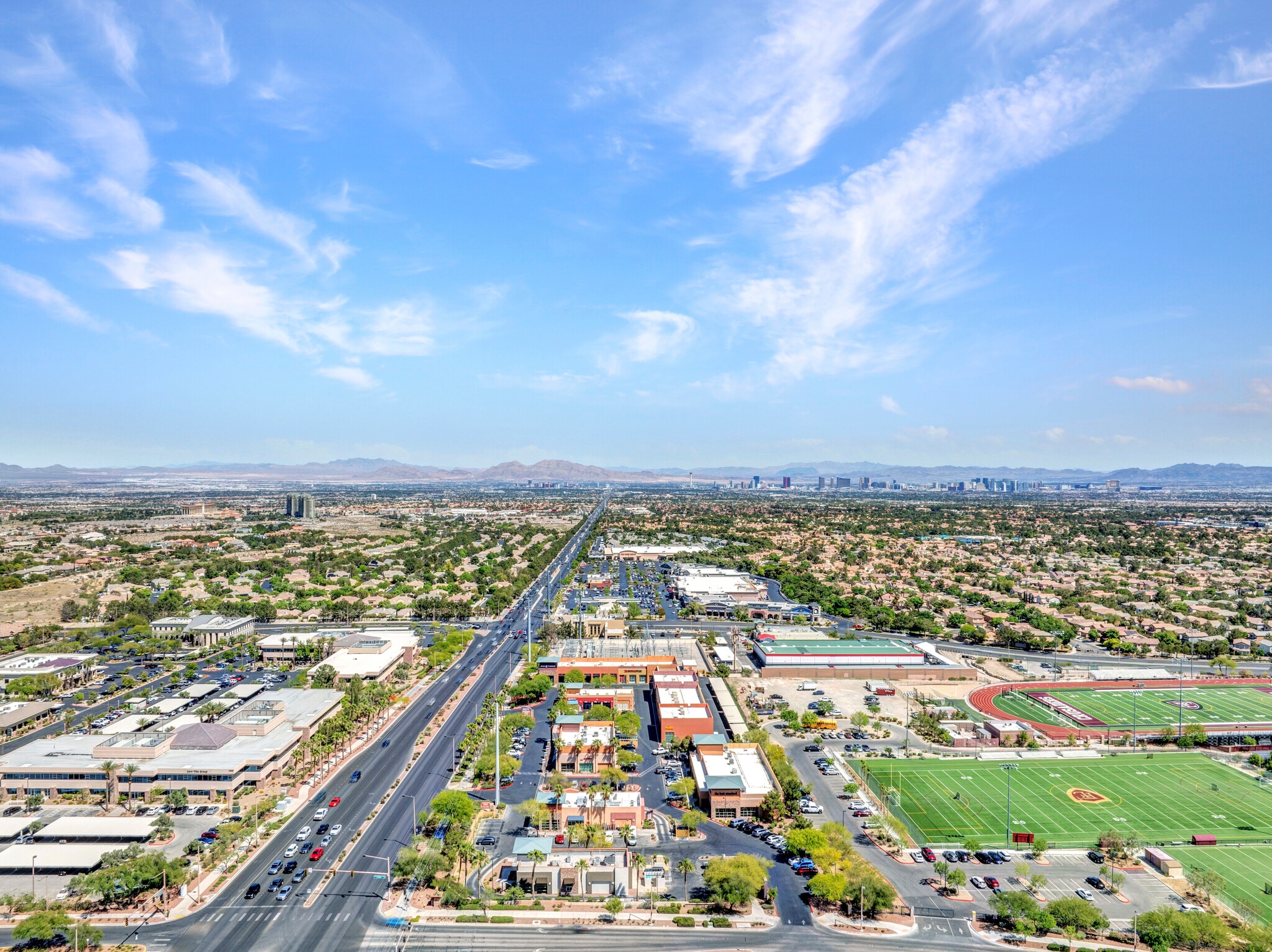 10127-10247 W Charleston Blvd, Las Vegas, NV à louer Photo de l’immeuble– Image 1 sur 8