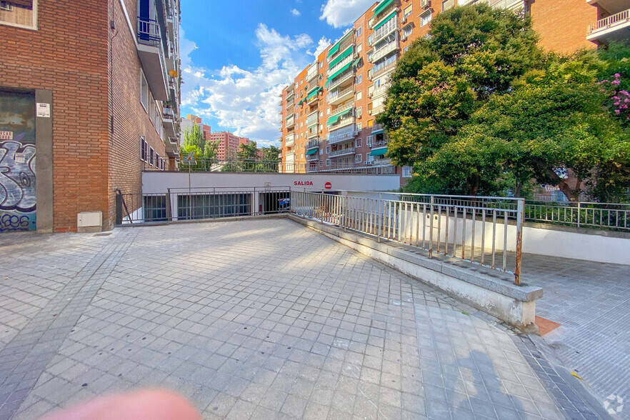 Avenida de Baviera, 5, Madrid, Madrid à vendre - Photo de l’immeuble – Image 2 sur 2