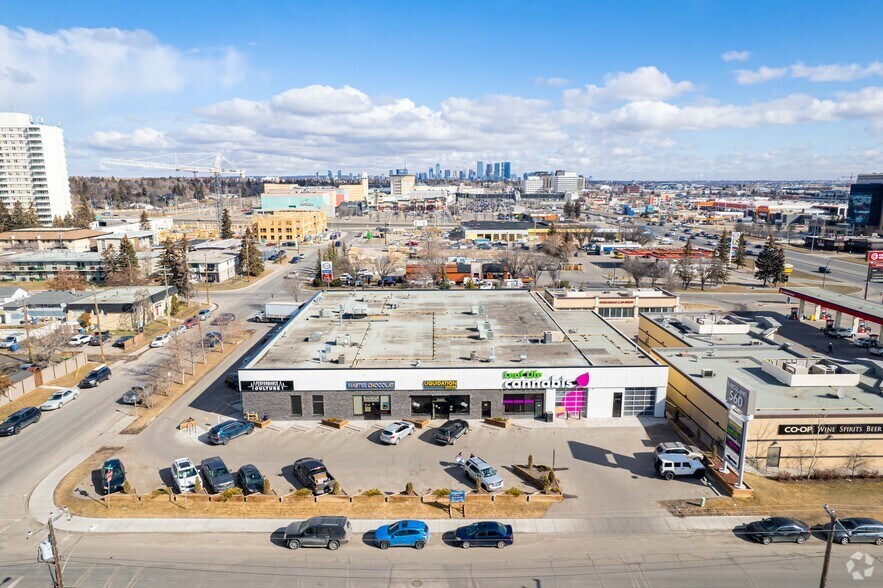 560 69th Ave SW, Calgary, AB à louer - Aérien – Image 3 sur 6