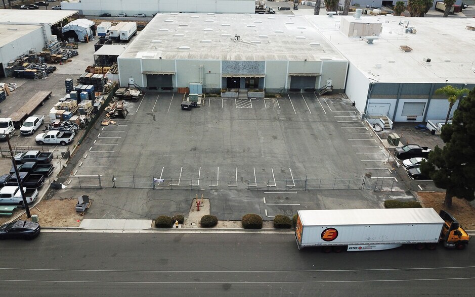 16000 Phoebe Ave, La Mirada, CA à louer - Photo de l’immeuble – Image 2 sur 4