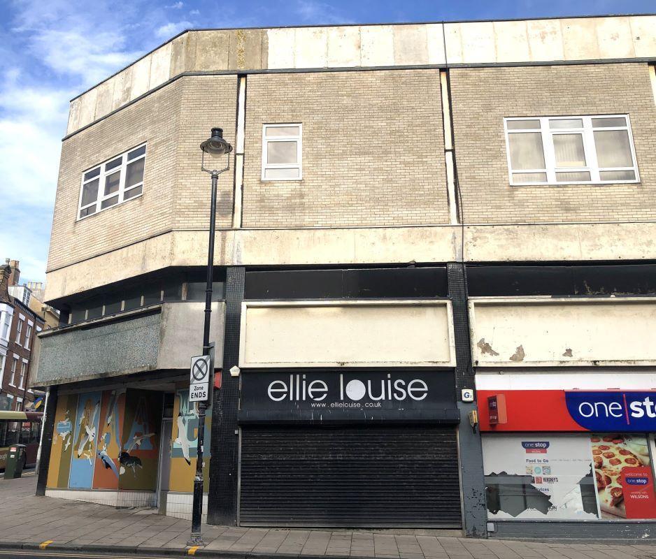 52-59 Newborough, Scarborough à vendre Photo de l’immeuble– Image 1 sur 5