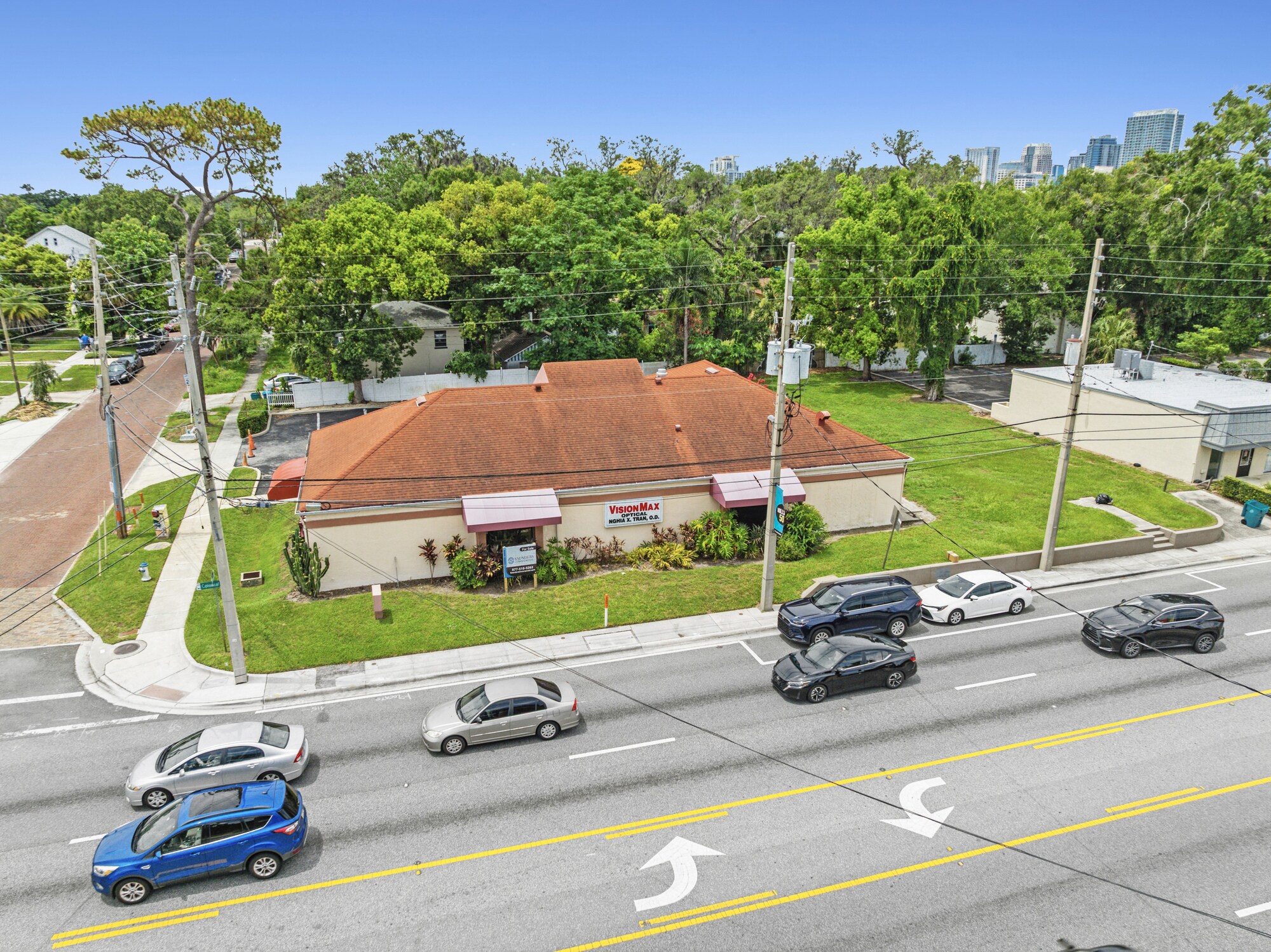 818 E Colonial Dr, Orlando, FL à vendre Photo de l’immeuble– Image 1 sur 38
