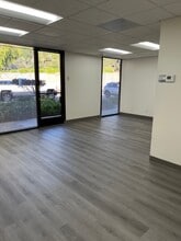 3529 Old Conejo Rd, Newbury Park, CA à louer Photo intérieure– Image 1 sur 3