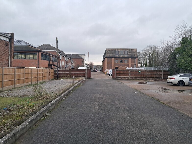 Station Approach, Shepperton à louer - Photo de l’immeuble – Image 3 sur 3