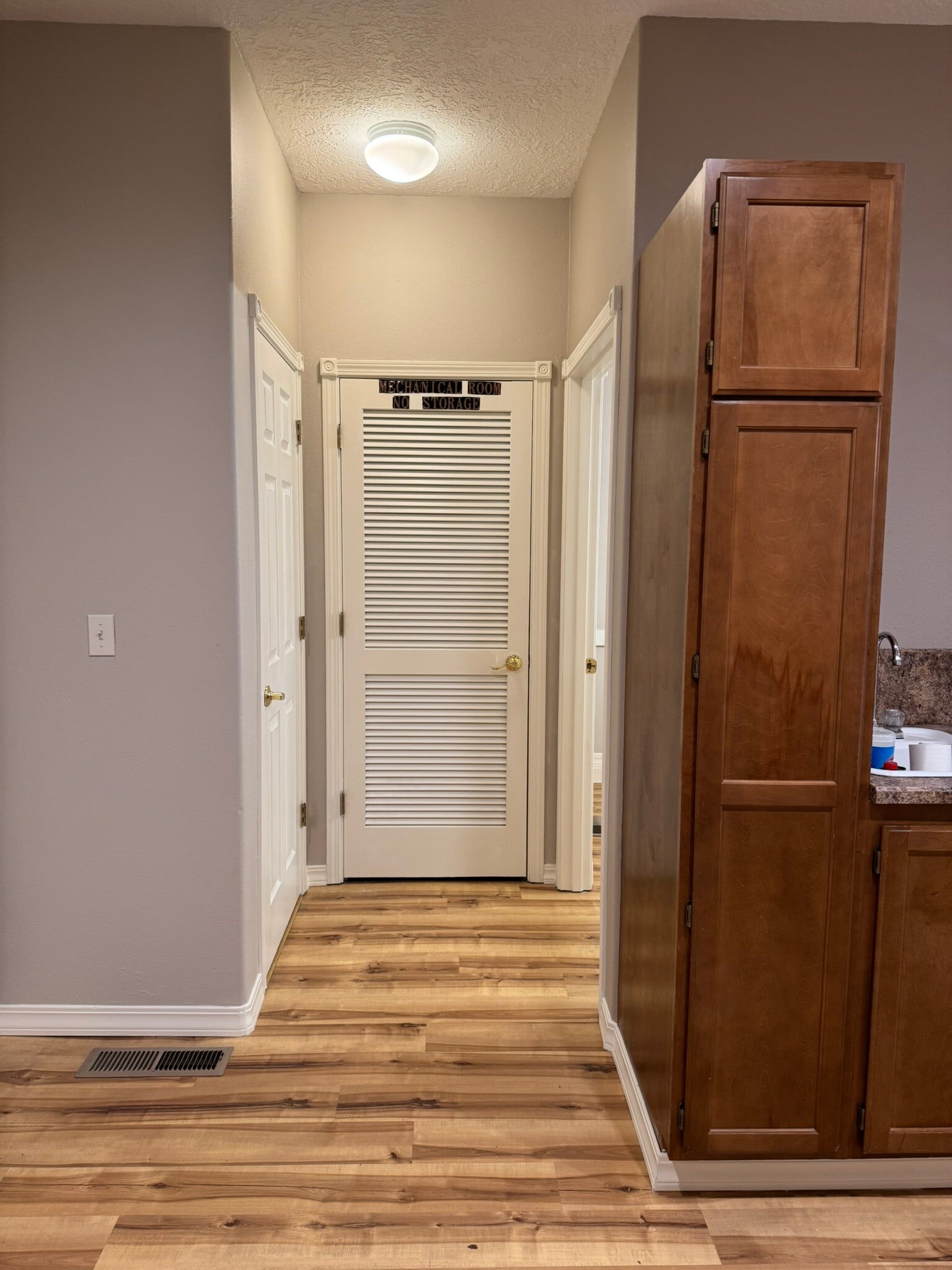 700-718 N Main Ave, Gresham, OR à louer Photo intérieure– Image 1 sur 28