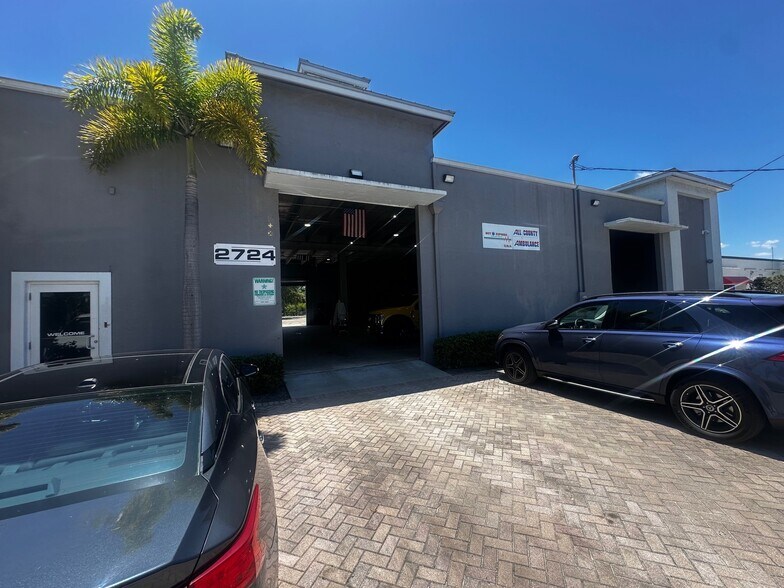 2724 Shawnee Ave, West Palm Beach, FL à louer - Photo de l’immeuble – Image 3 sur 14